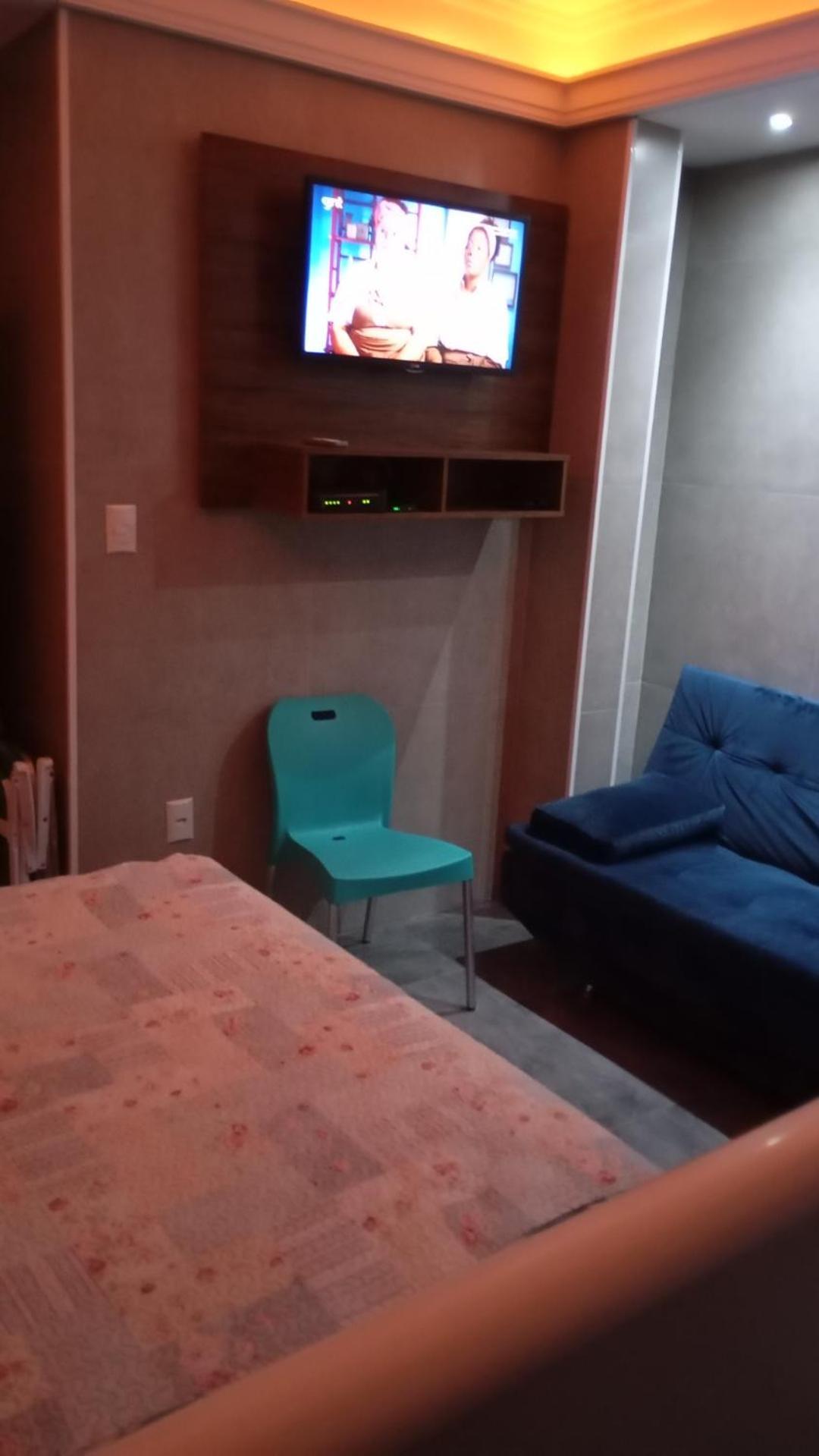 Kitnet No Coracao De Balneario Camboriu - 04 Pessoas - Camelodromo - Av Central - Igreja - 03 Quadras Mar - Ar-Condicionado - Btv Canais Livres - Hbo - Filmes - Series- Garagem Rotativa No Predio - Wi-Fi Free 250 Mega - Point De Bares E Restaurantes Eksteriør bilde